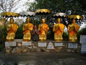 gold-buddha-hill