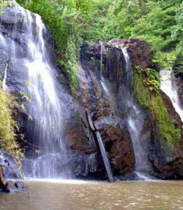 Ka Chanh Waterfall - Rattanakiri